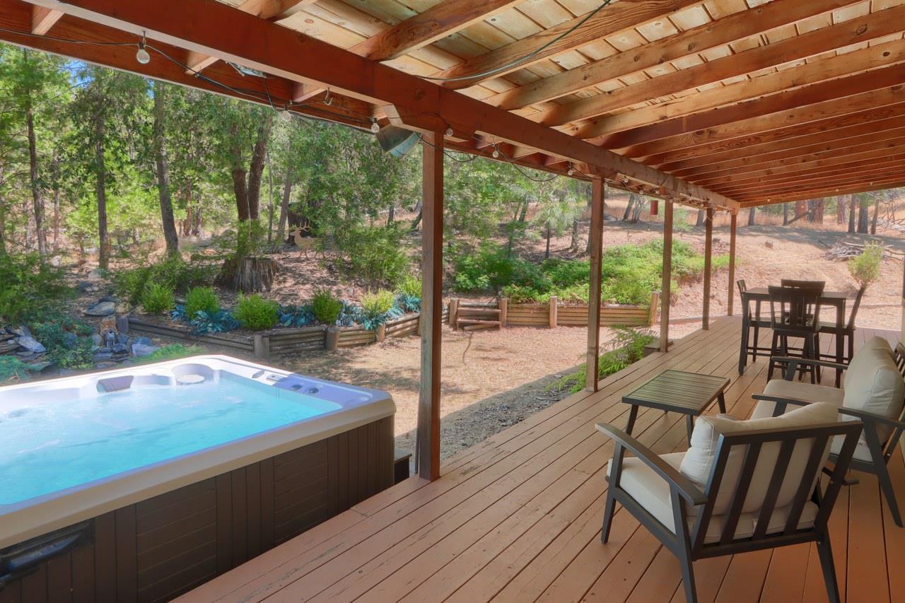 Mariposa, California, 95338, United States, 3 Bedrooms Bedrooms, ,2 BathroomsBathrooms,Residential,For Sale,1916608