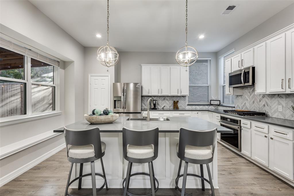 Flower Mound, Texas, 75028, United States, 4 Bedrooms Bedrooms, ,2 BathroomsBathrooms,Residential,For Sale,1902144