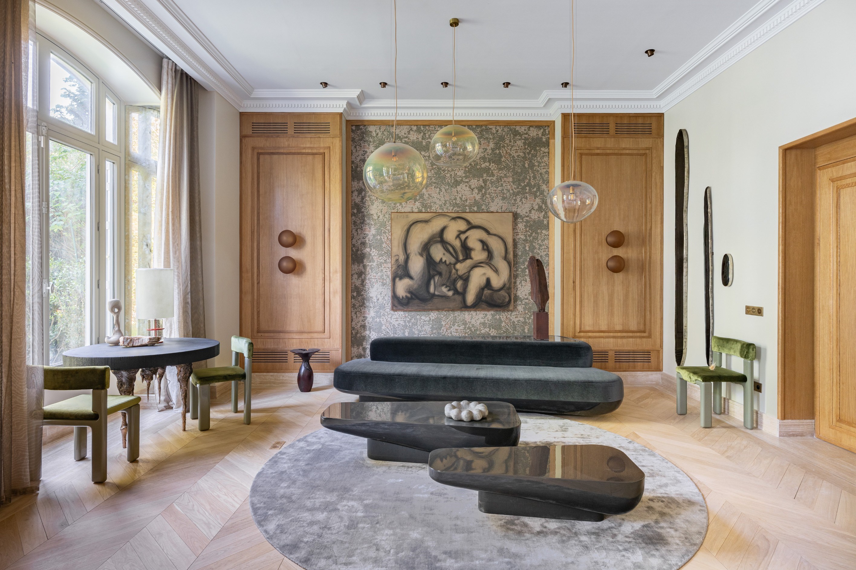  Private mansion between a ceremonial courtyard and a garden opening onto Parc M… - 物件實景