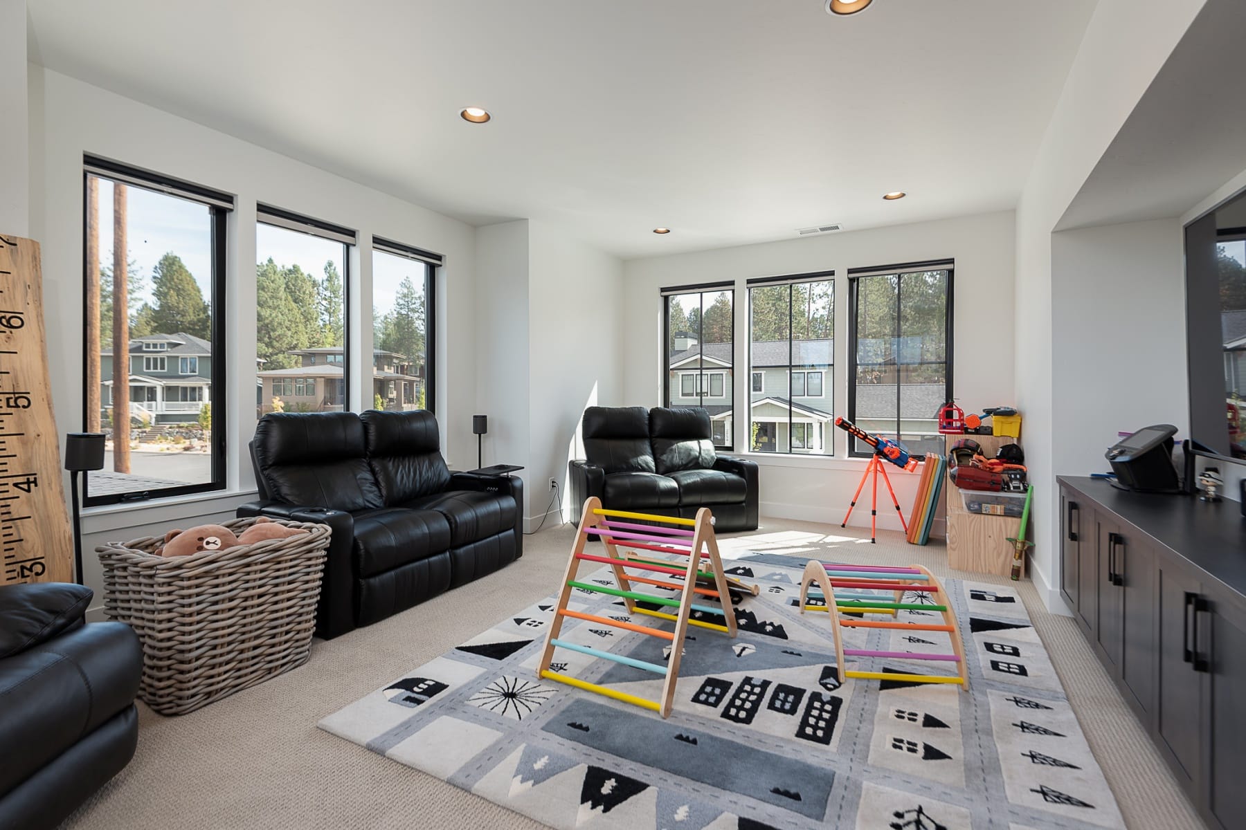  2963 NW Polarstar Avenue Bend, OR 97703 - 物件實景