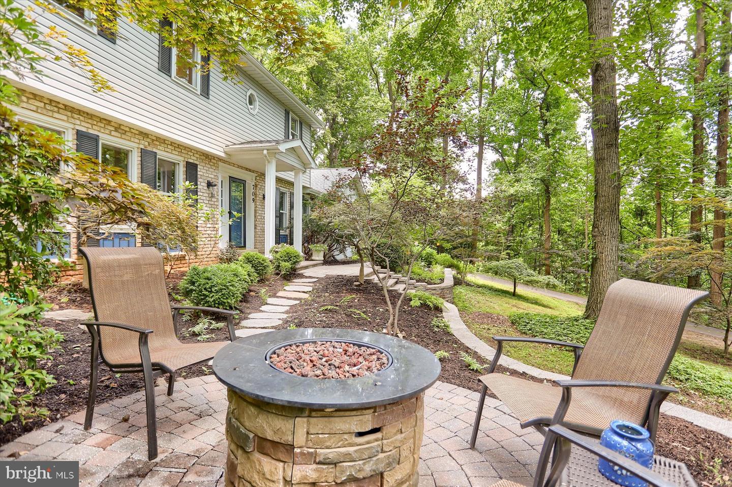 New Cumberland, Pennsylvania, 17070, United States, 4 Bedrooms Bedrooms, ,3 BathroomsBathrooms,Residential,For Sale,1955923