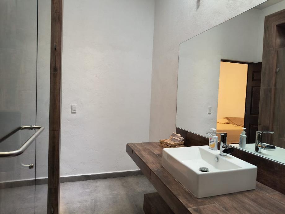 Parras, Coahuila de Zaragoza, 27987, Mexico, 3 Bedrooms Bedrooms, ,4 BathroomsBathrooms,Residential,For Sale,1694897