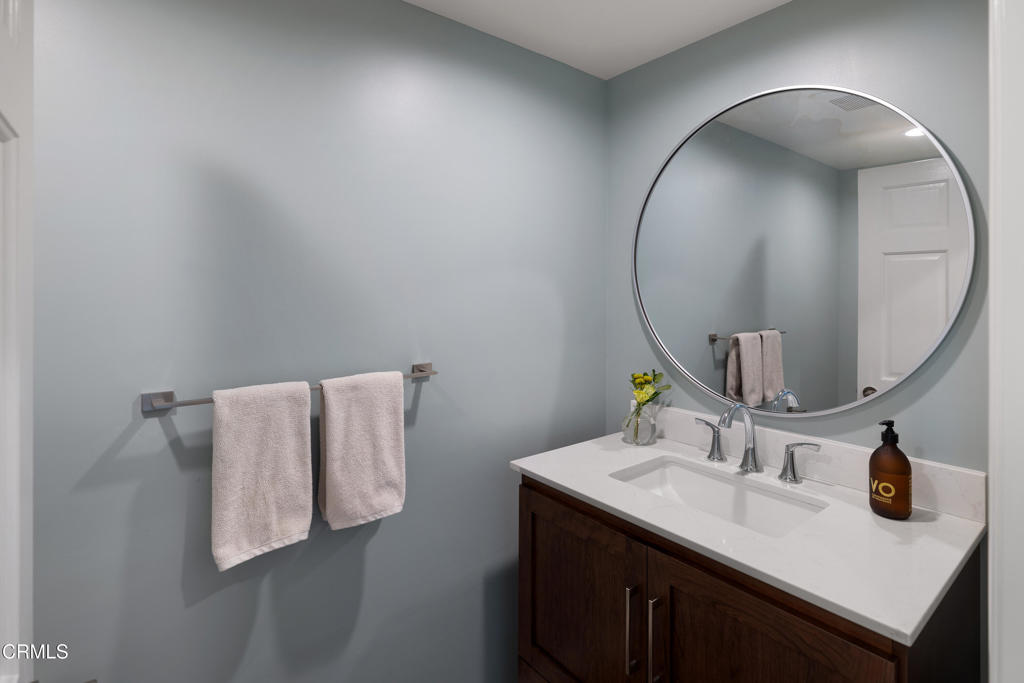 Altadena, California, 91001, United States, 5 Bedrooms Bedrooms, ,6 BathroomsBathrooms,Residential,For Sale,1989048