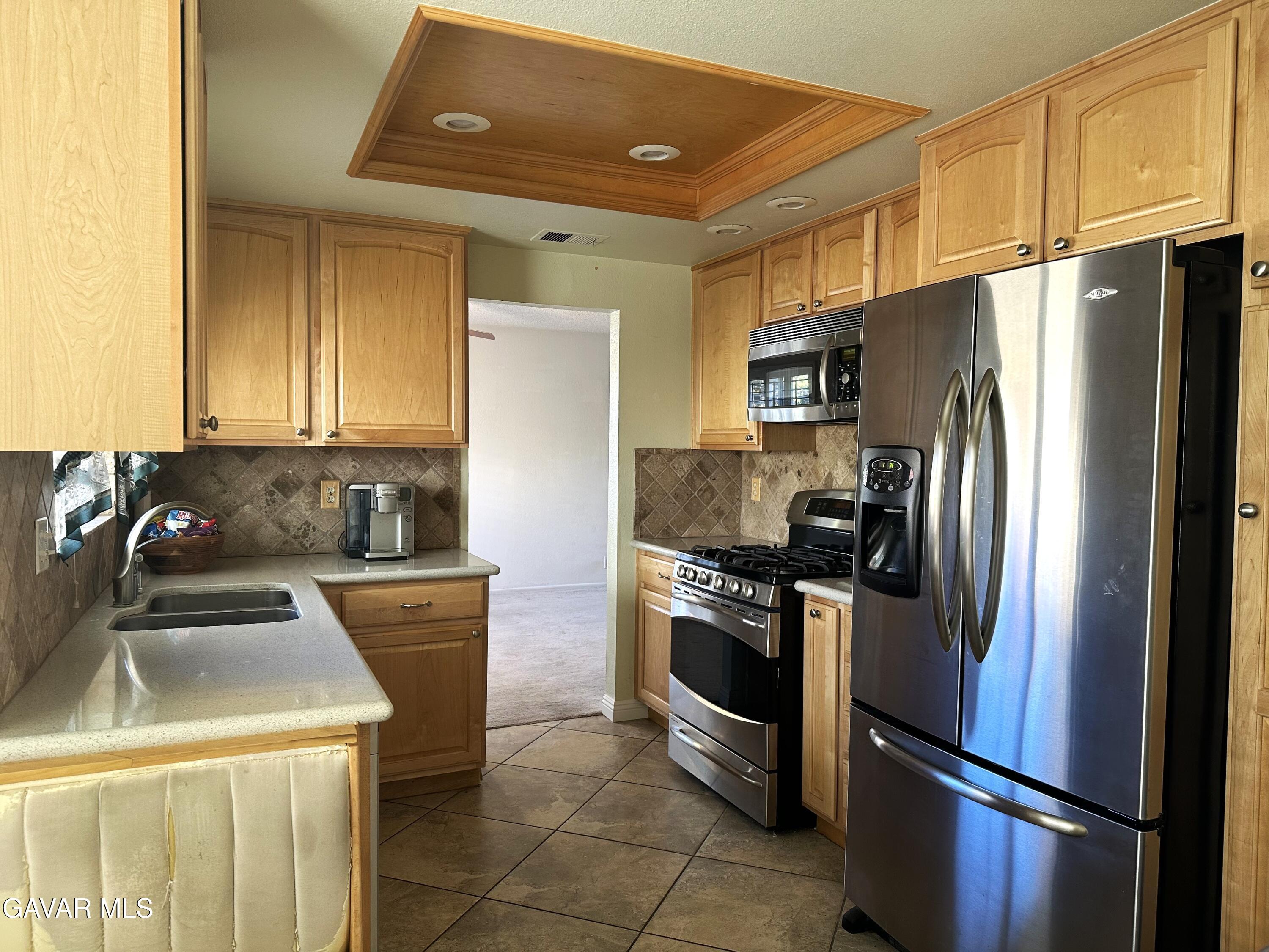 Palmdale, California, 93551, United States, 3 Bedrooms Bedrooms, ,3 BathroomsBathrooms,Residential,For Sale,1973672