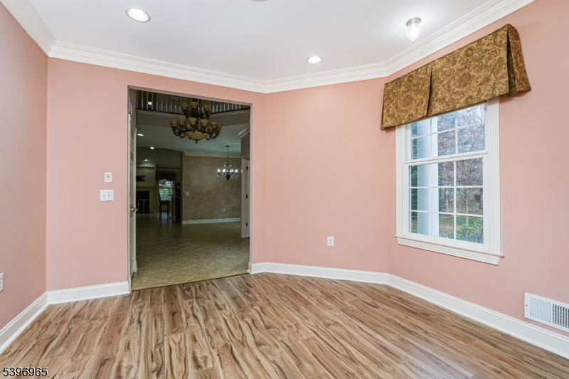 Franklin Twp., New Jersey, 08873, United States, 2 Bedrooms Bedrooms, ,3 BathroomsBathrooms,Residential,For Sale,1992917