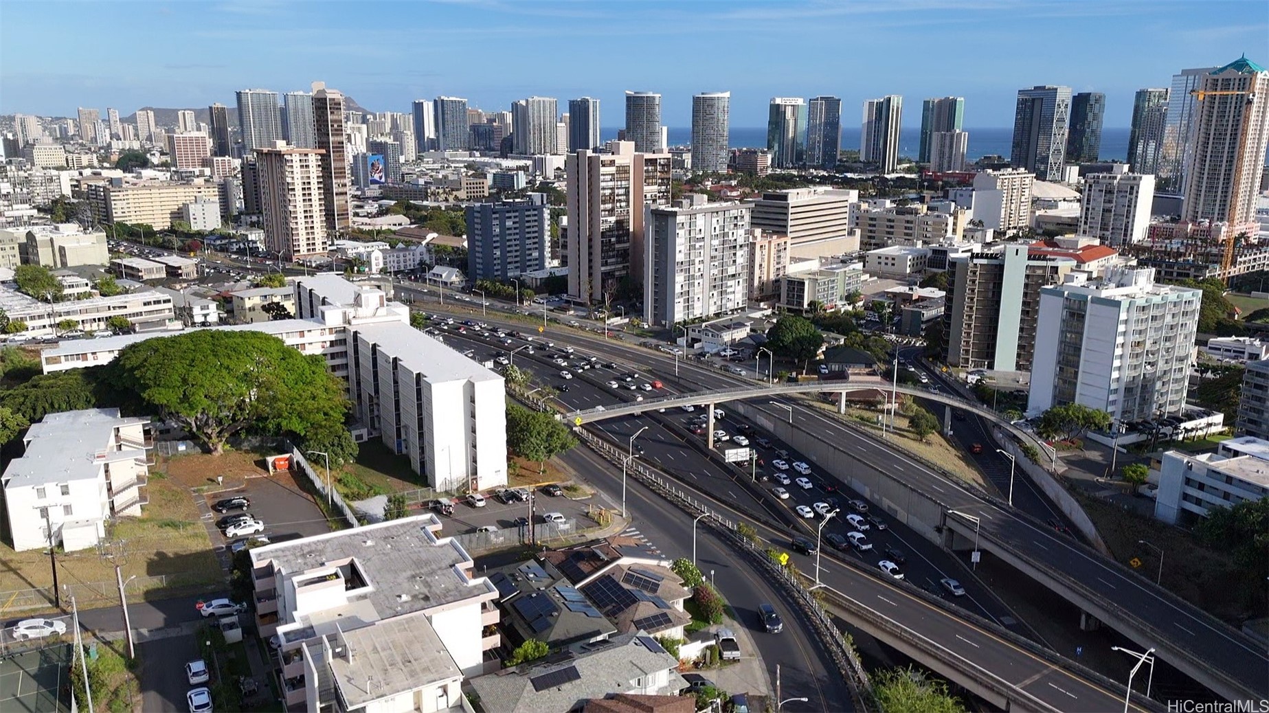 Honolulu, Hawaii, 96813, United States, 4 Bedrooms Bedrooms, ,3 BathroomsBathrooms,Residential,For Sale,1989434