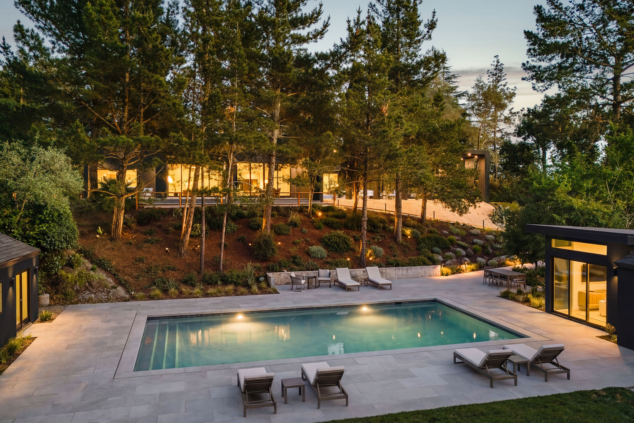  5645 Bacon Road - 物件實景