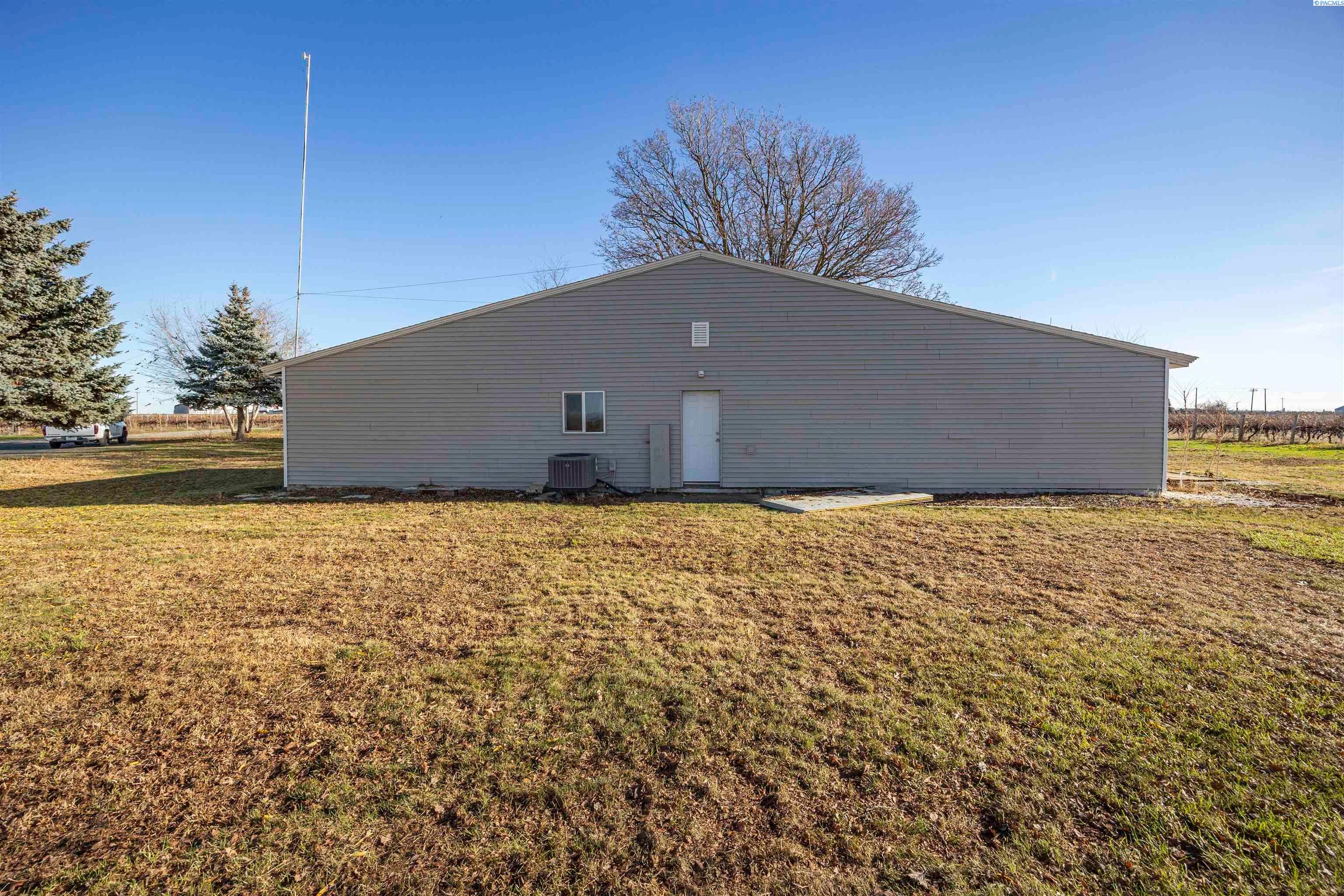 Pasco, Washington, 99301, United States, ,Residential,For Sale,1998040