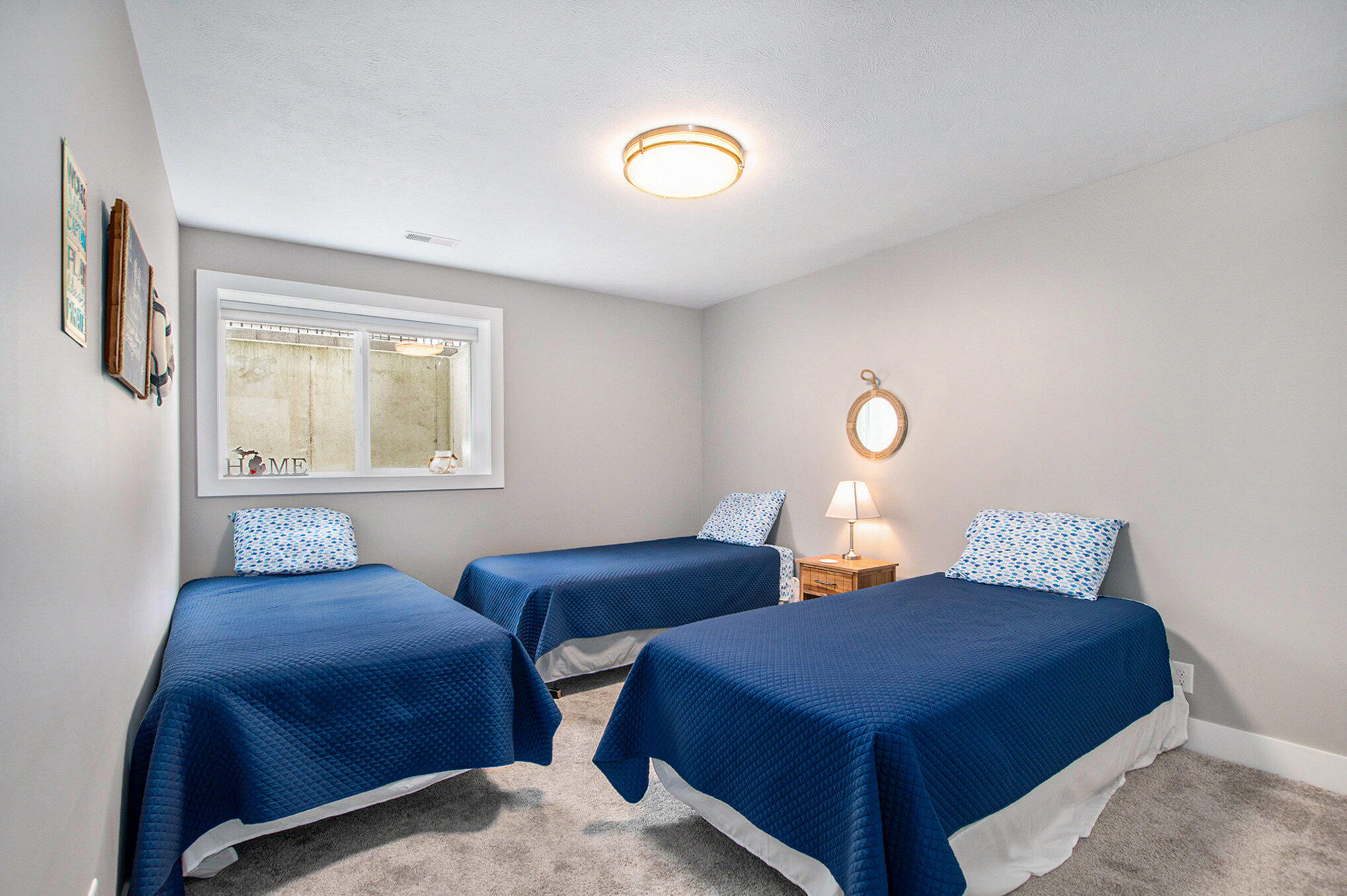 South Haven, Michigan, 49090, United States, 4 Bedrooms Bedrooms, ,3 BathroomsBathrooms,Residential,For Sale,1863775