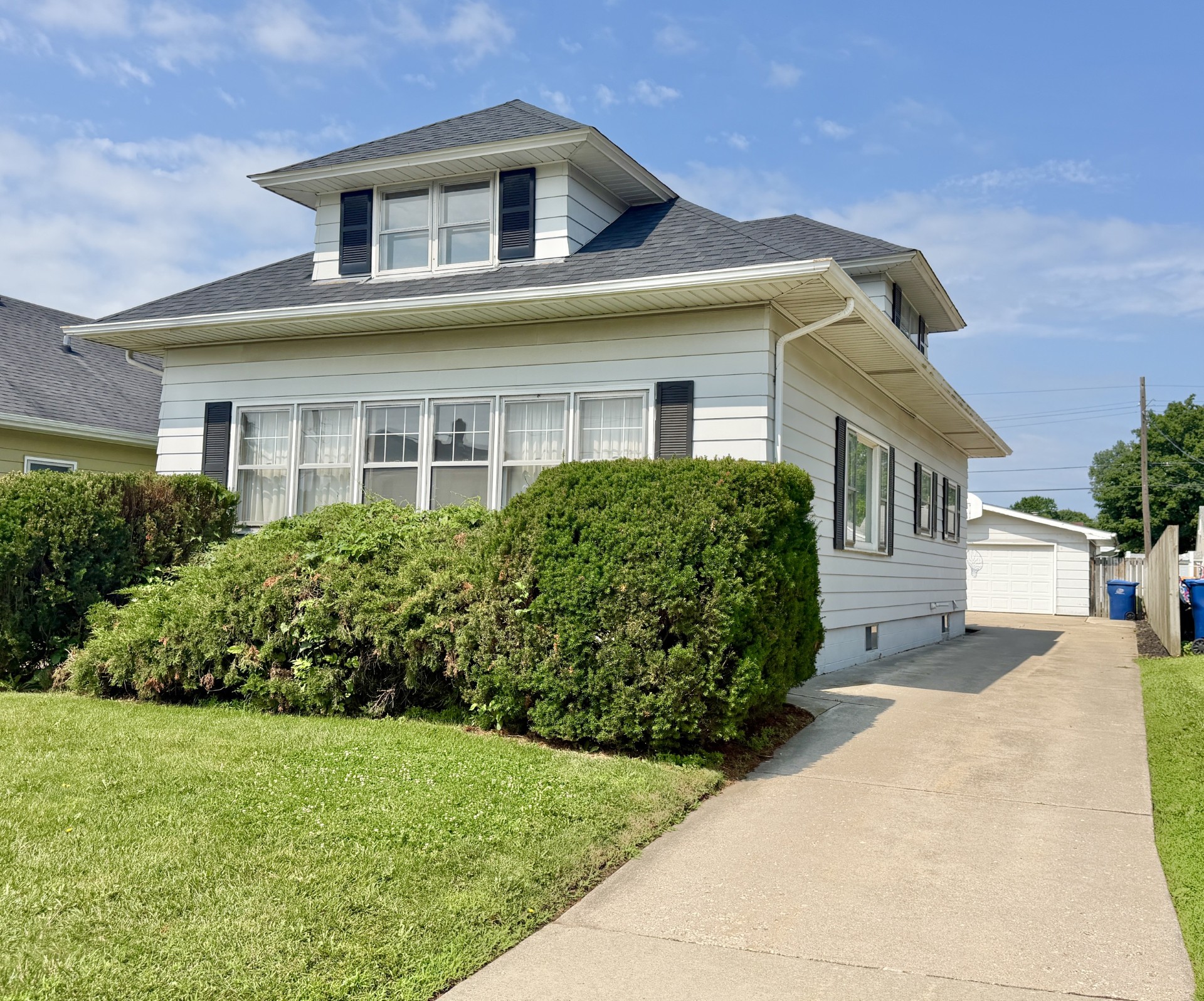 Saint Vincent Ave, LA Salle, IL 61301