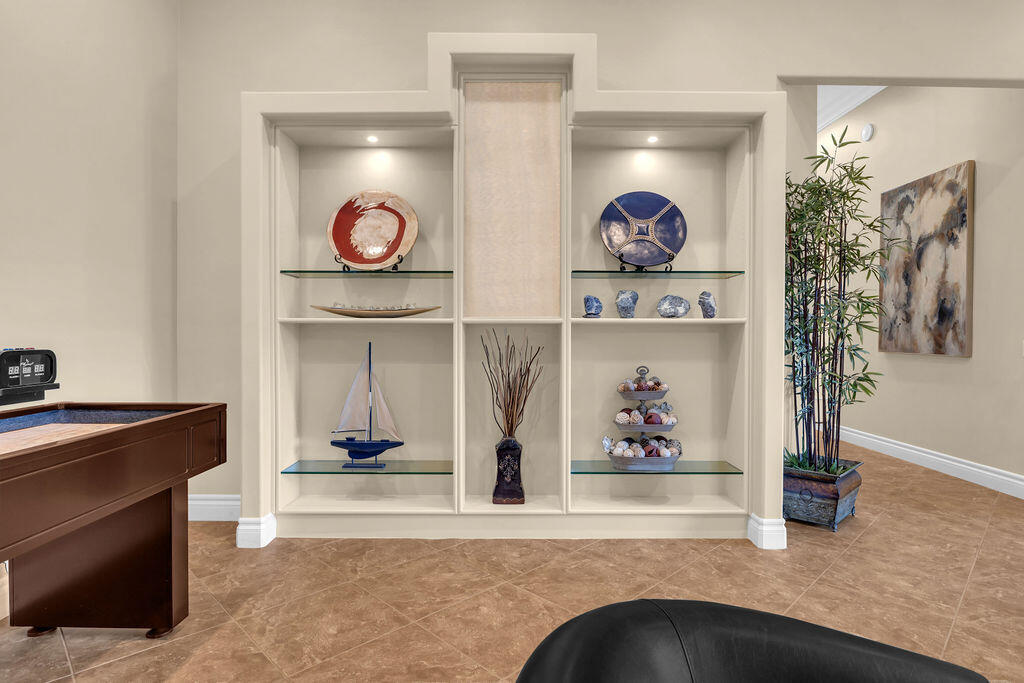 La Quinta, California, 92253, United States, 4 Bedrooms Bedrooms, ,2 BathroomsBathrooms,Residential,For Sale,1987635