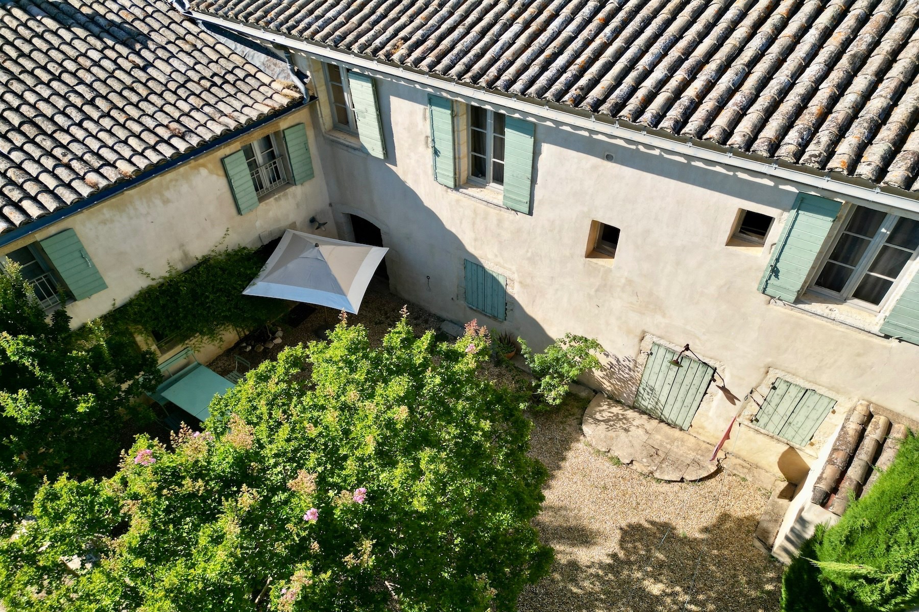  Uzès, 7 km, Beautiful Provençal Property with Independent Guest Suites and Pool - 物件實景