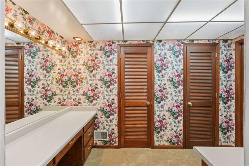 Marietta, Georgia, 30068, United States, 4 Bedrooms Bedrooms, ,3 BathroomsBathrooms,Residential,For Sale,1977177