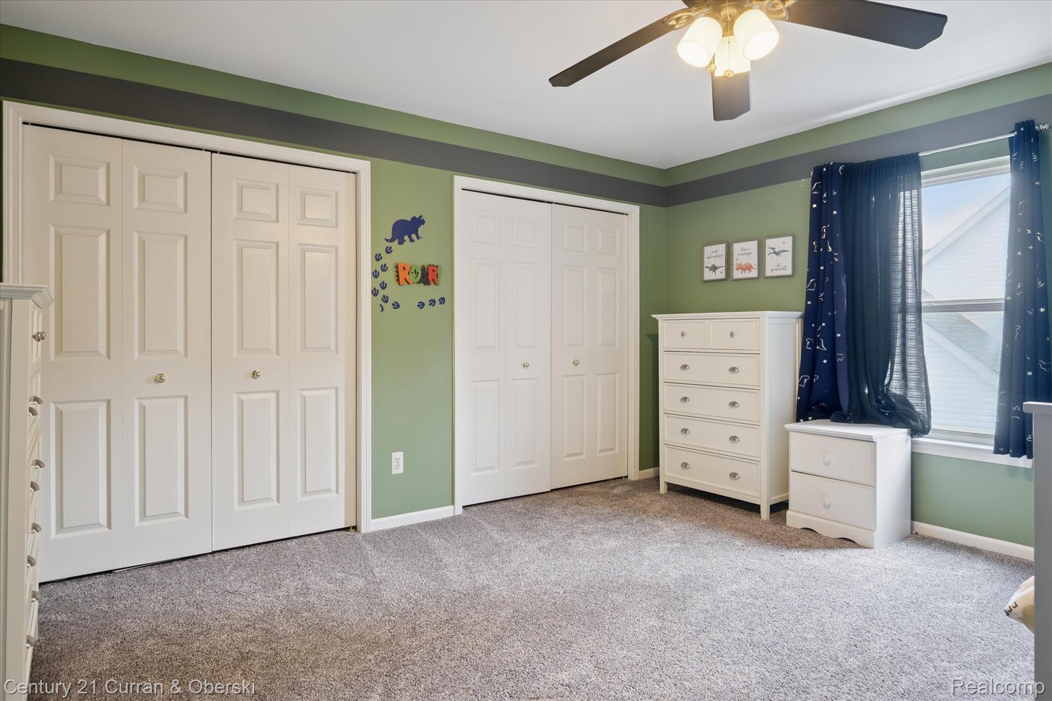 Commerce Charter Township, Michigan, 48382, United States, 4 Bedrooms Bedrooms, ,4 BathroomsBathrooms,Residential,For Sale,1916124