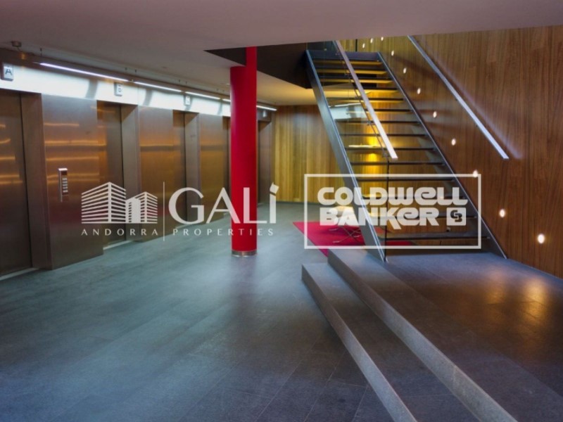 Andorra la Vella, Andorra, AD, 3 Bedrooms Bedrooms, ,2 BathroomsBathrooms,Residential,For Sale,1617268