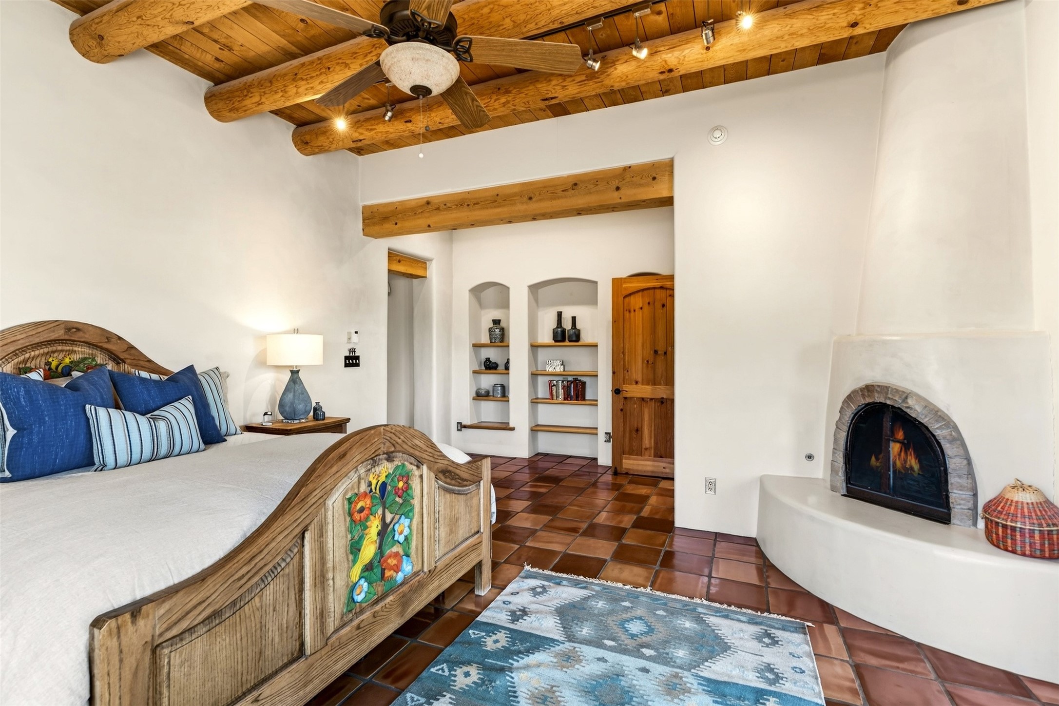  8 Ridgetop Circle - 物件實景