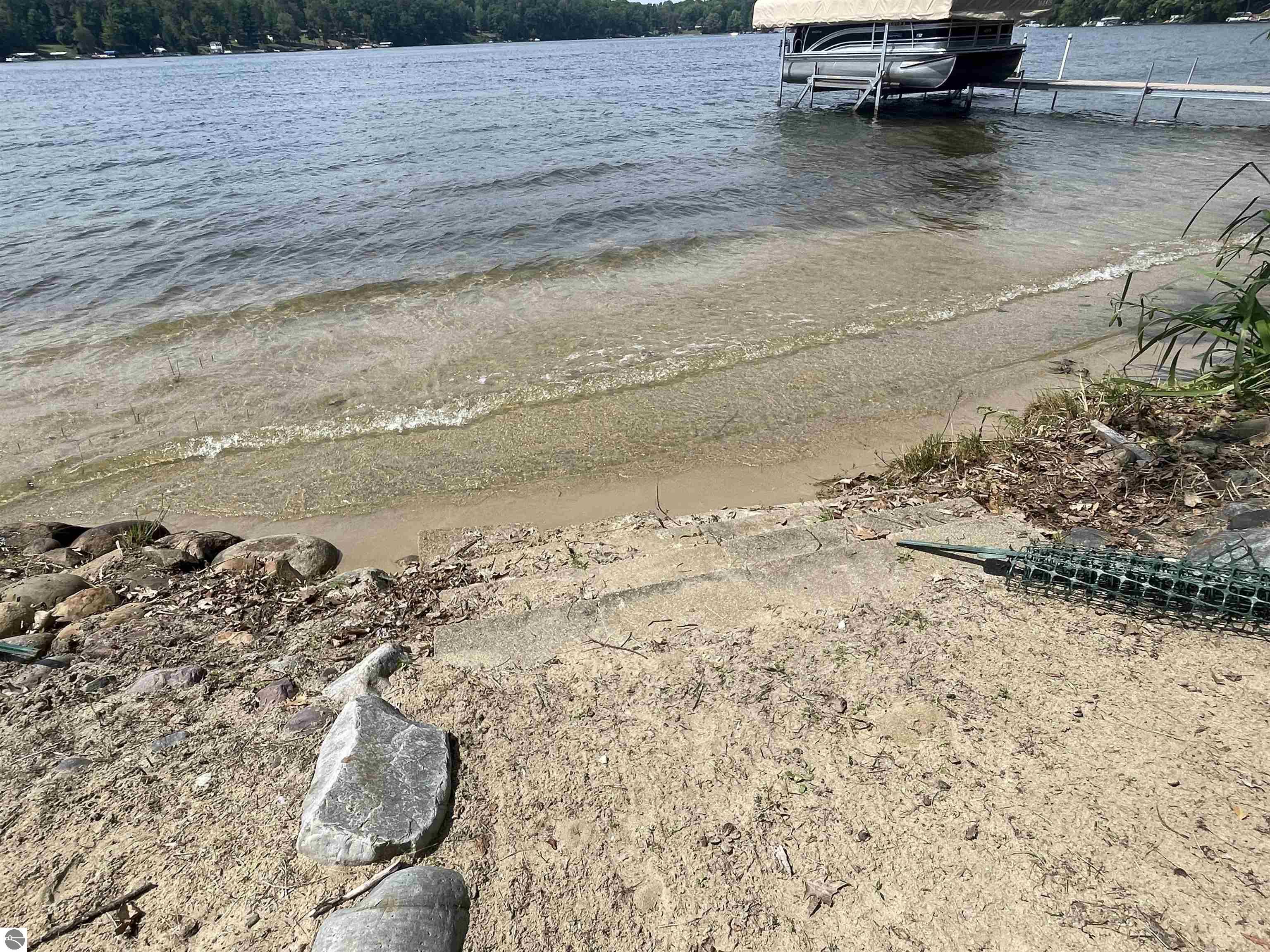 Harrison, Michigan, 48625, United States, 5 Bedrooms Bedrooms, ,4 BathroomsBathrooms,Residential,For Sale,1990816