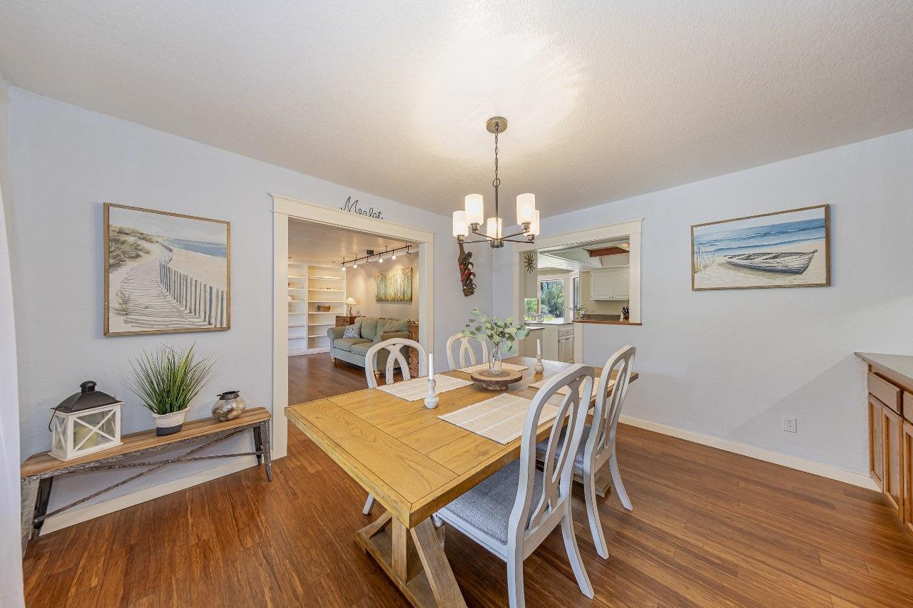 Oakhurst, California, 93644, United States, 3 Bedrooms Bedrooms, ,3 BathroomsBathrooms,Residential,For Sale,1977364