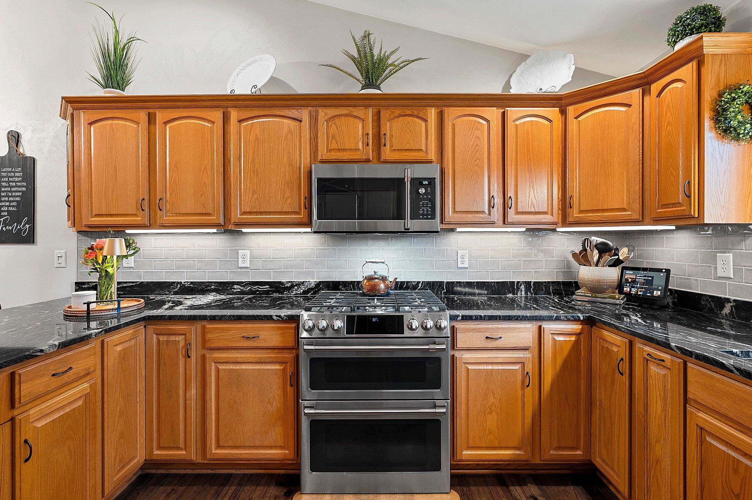 SHAWANO, Wisconsin, 54166, United States, 3 Bedrooms Bedrooms, ,3 BathroomsBathrooms,Residential,For Sale,1940998