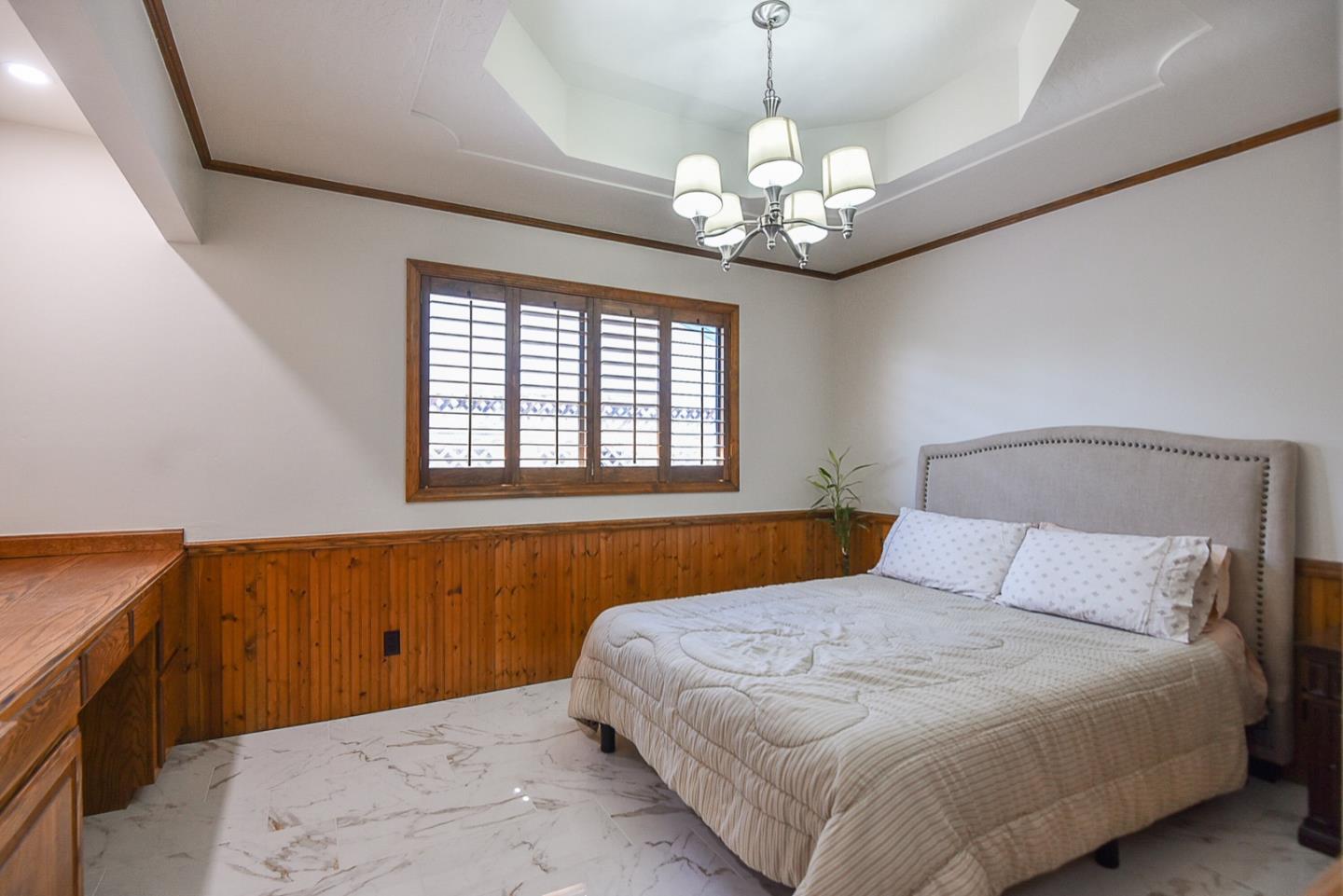 Hollister, California, 95023, United States, 3 Bedrooms Bedrooms, ,2 BathroomsBathrooms,Residential,For Sale,1983755