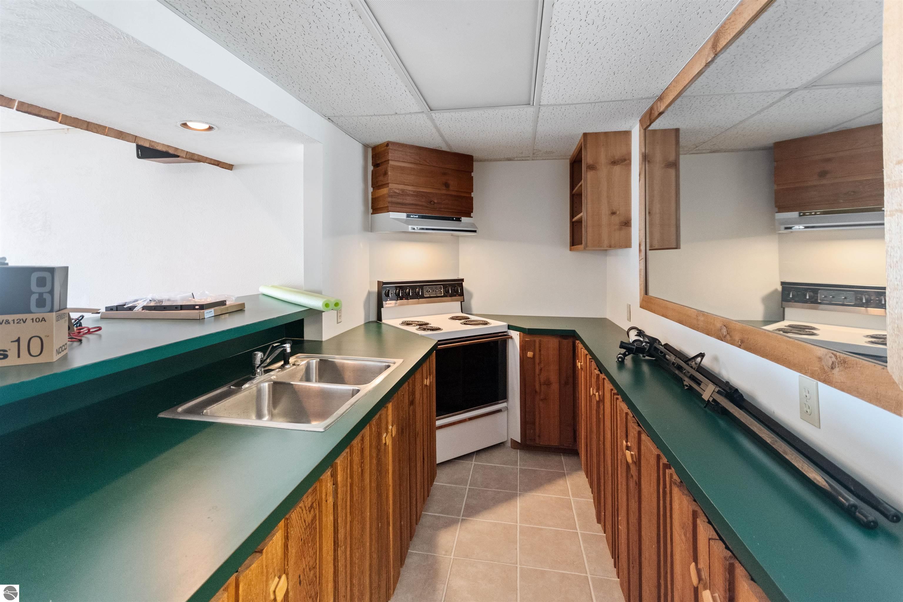 Traverse City, Michigan, 49686, United States, 5 Bedrooms Bedrooms, ,4 BathroomsBathrooms,Residential,For Sale,1770501