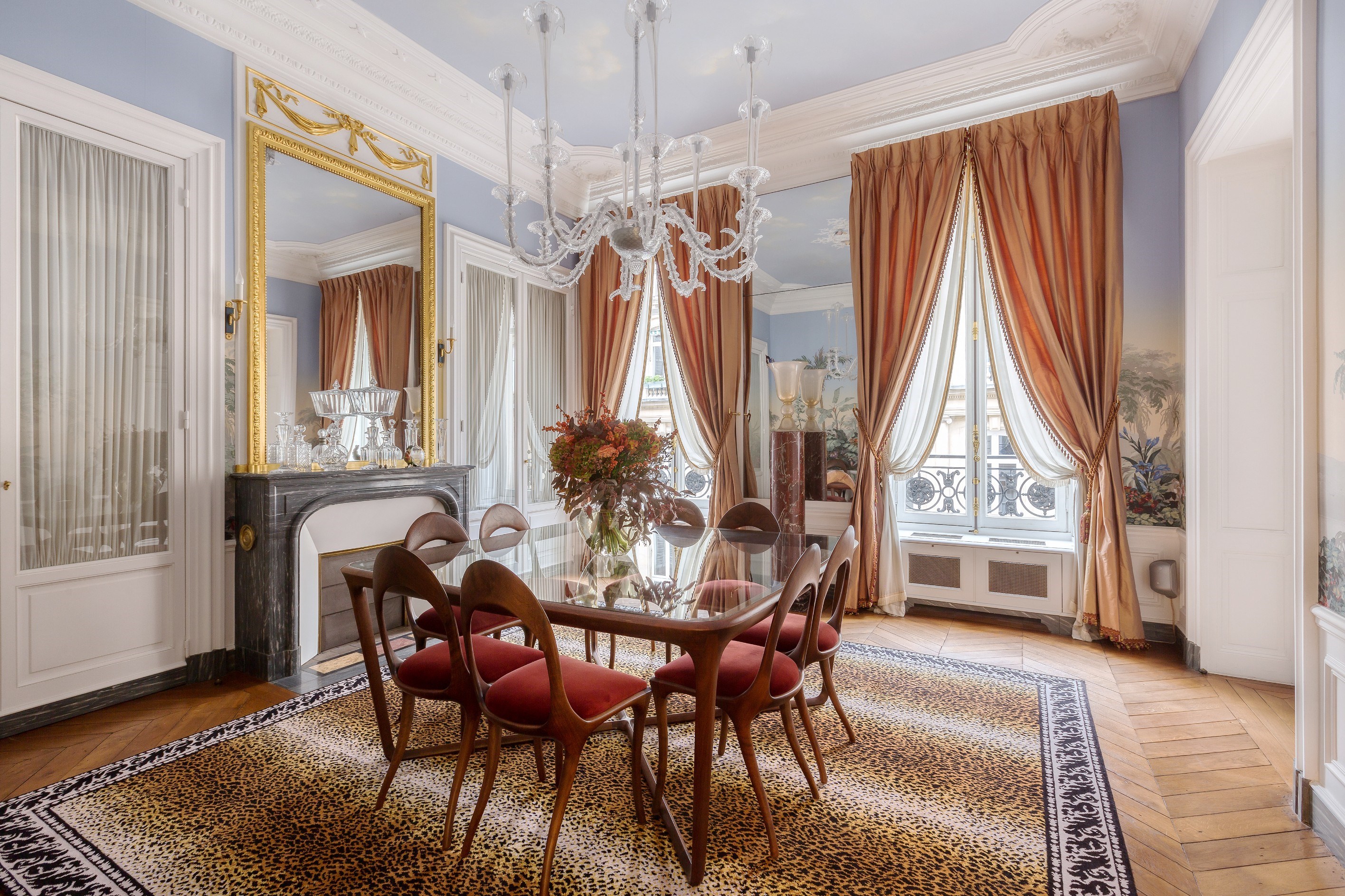  Paris VIII- Beautiful four-bedroom apartment - Palais de l