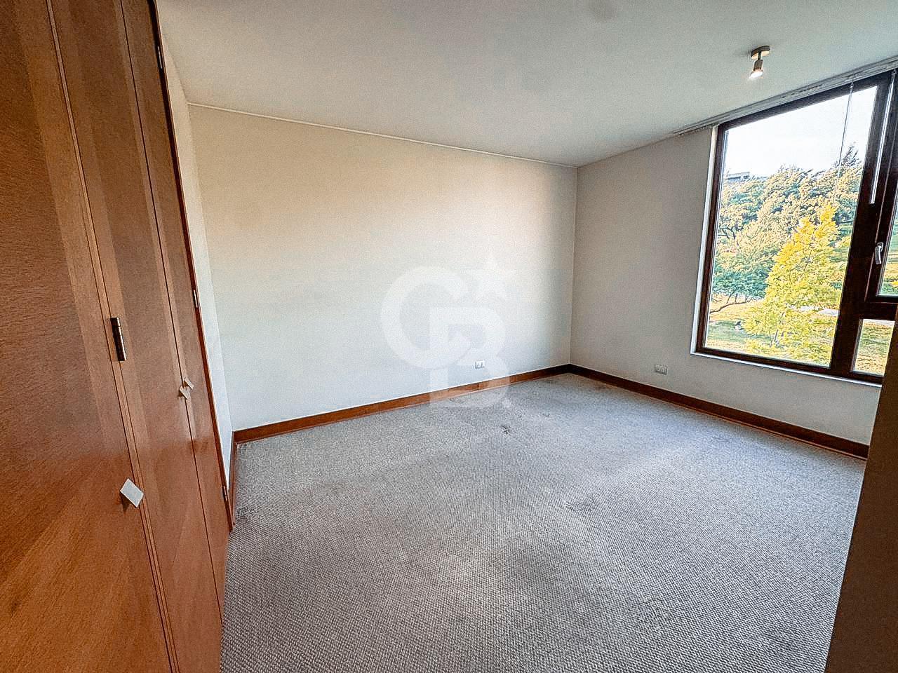 Lo Barnechea, Chile, 3 Bedrooms Bedrooms, ,4 BathroomsBathrooms,Residential,For Sale,1999064