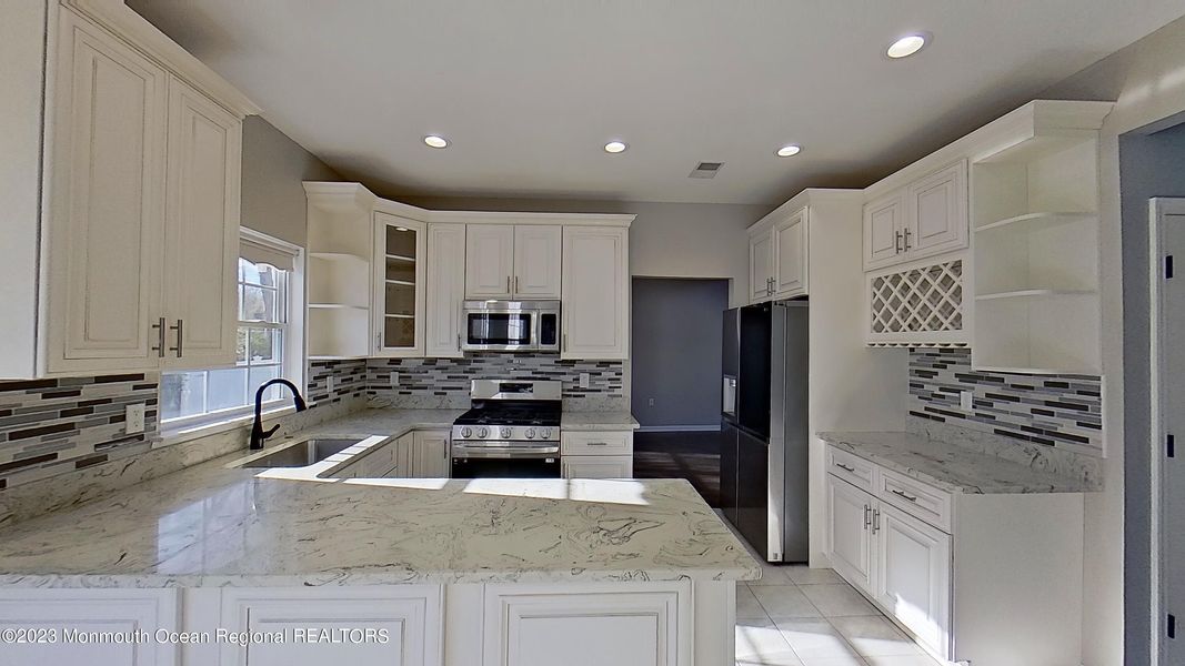 Bayville, New Jersey, 08721, United States, 4 Bedrooms Bedrooms, ,3 BathroomsBathrooms,Residential,For Sale,1879854