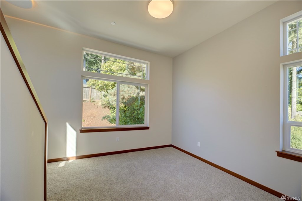 16001 36th Ave NE, Lake Forest Park, Washington, 98155, United States, 2 Bedrooms Bedrooms, ,4 BathroomsBathrooms,Residential,For Sale,16001 36th Ave NE,1621421