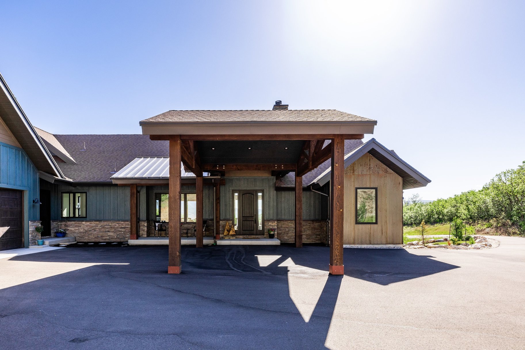  Welcome to a Private Mountain Luxury Retreat on Iconic Old Snowbasin Road - 物件實景