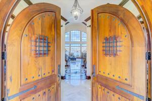 Wirtz, Virginia, 24184, United States, 5 Bedrooms Bedrooms, ,5 BathroomsBathrooms,Residential,For Sale,1987804