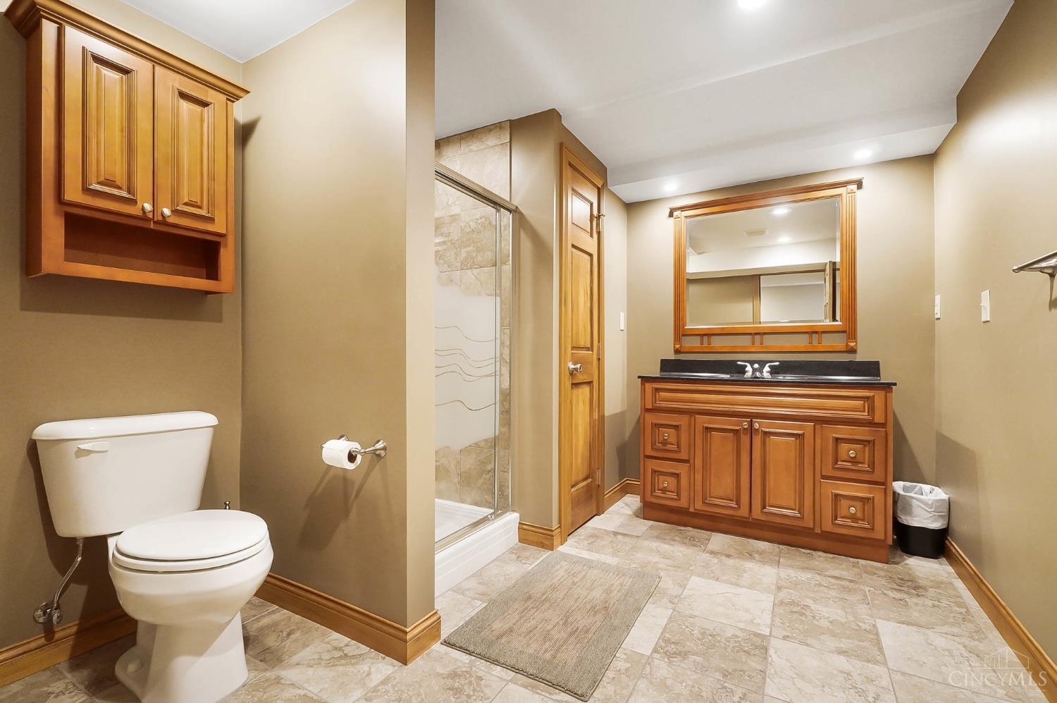 Hamilton, Ohio, 45013, United States, 4 Bedrooms Bedrooms, ,4 BathroomsBathrooms,Residential,For Sale,2000697