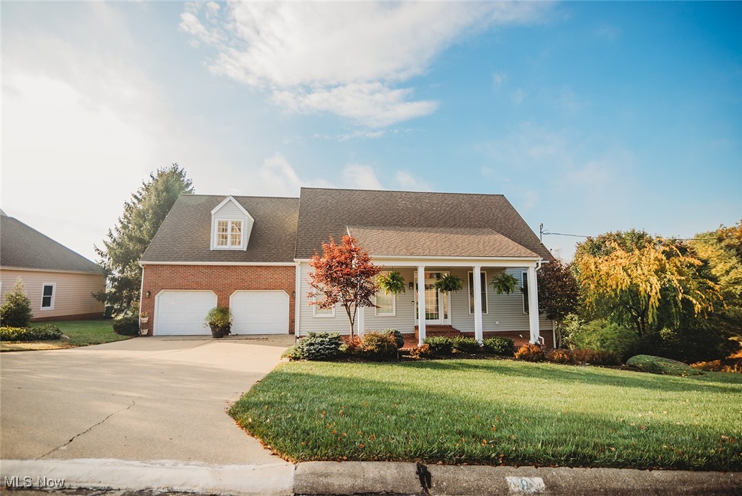 Vienna, West Virginia, 26105, United States, 4 Bedrooms Bedrooms, ,5 BathroomsBathrooms,Residential,For Sale,1987496