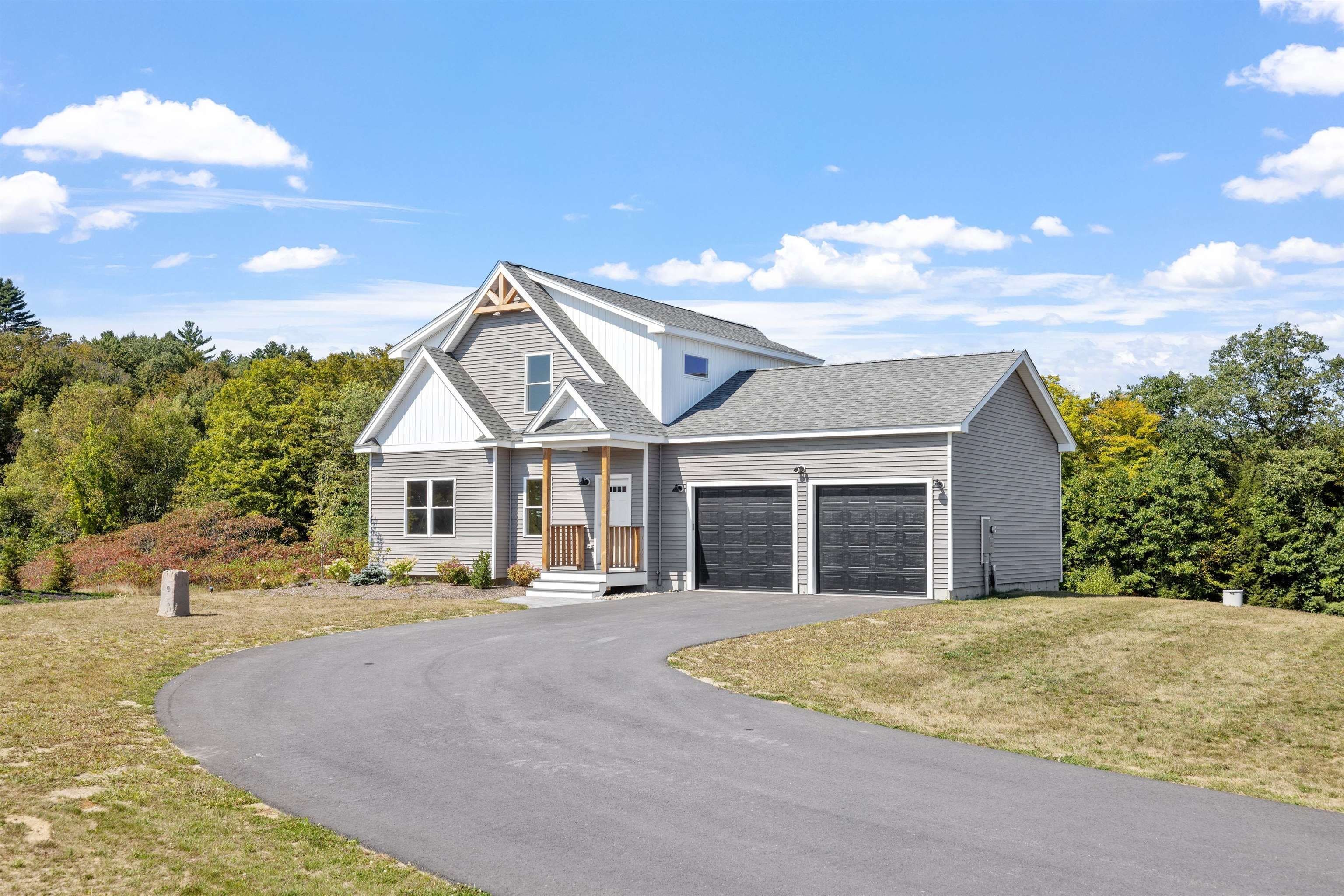 Thornton, New Hampshire, 03285, United States, 3 Bedrooms Bedrooms, ,3 BathroomsBathrooms,Residential,For Sale,1974292