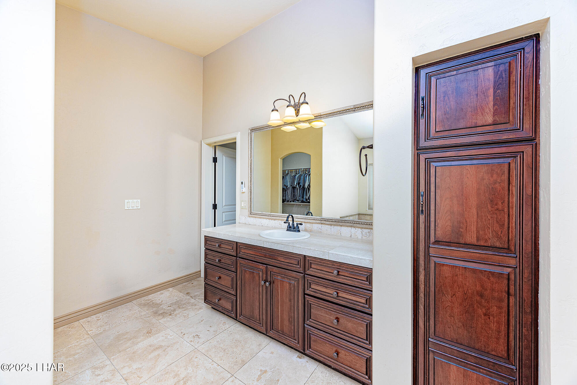 Lake Havasu City, Arizona, 86404, United States, 3 Bedrooms Bedrooms, ,2 BathroomsBathrooms,Residential,For Sale,2001874