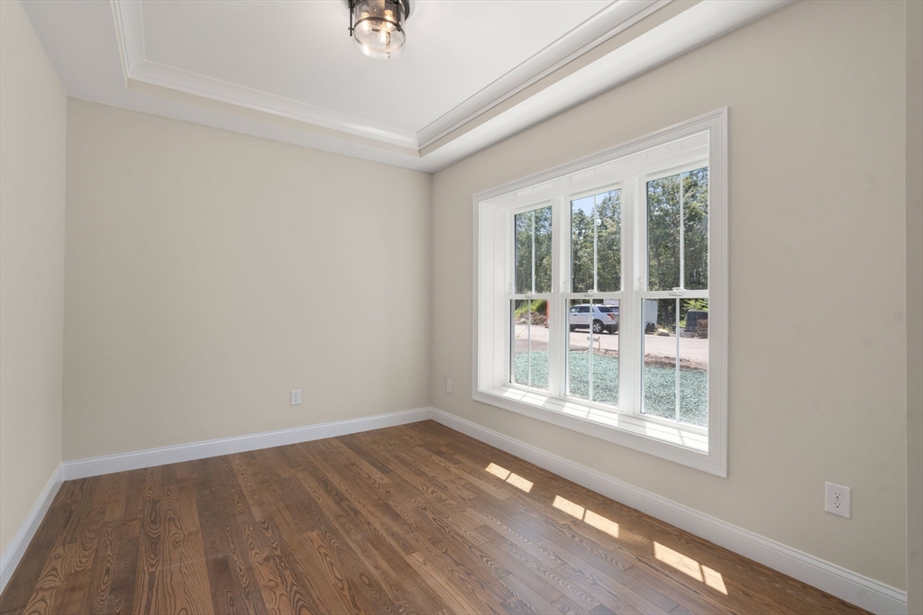 Worcester, Massachusetts, 01606, United States, 3 Bedrooms Bedrooms, ,3 BathroomsBathrooms,Residential,For Sale,1905878