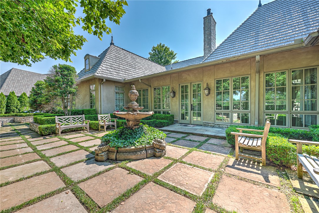 Rogers, Arkansas, 72758, United States, 3 Bedrooms Bedrooms, ,5 BathroomsBathrooms,Residential,For Sale,1857707