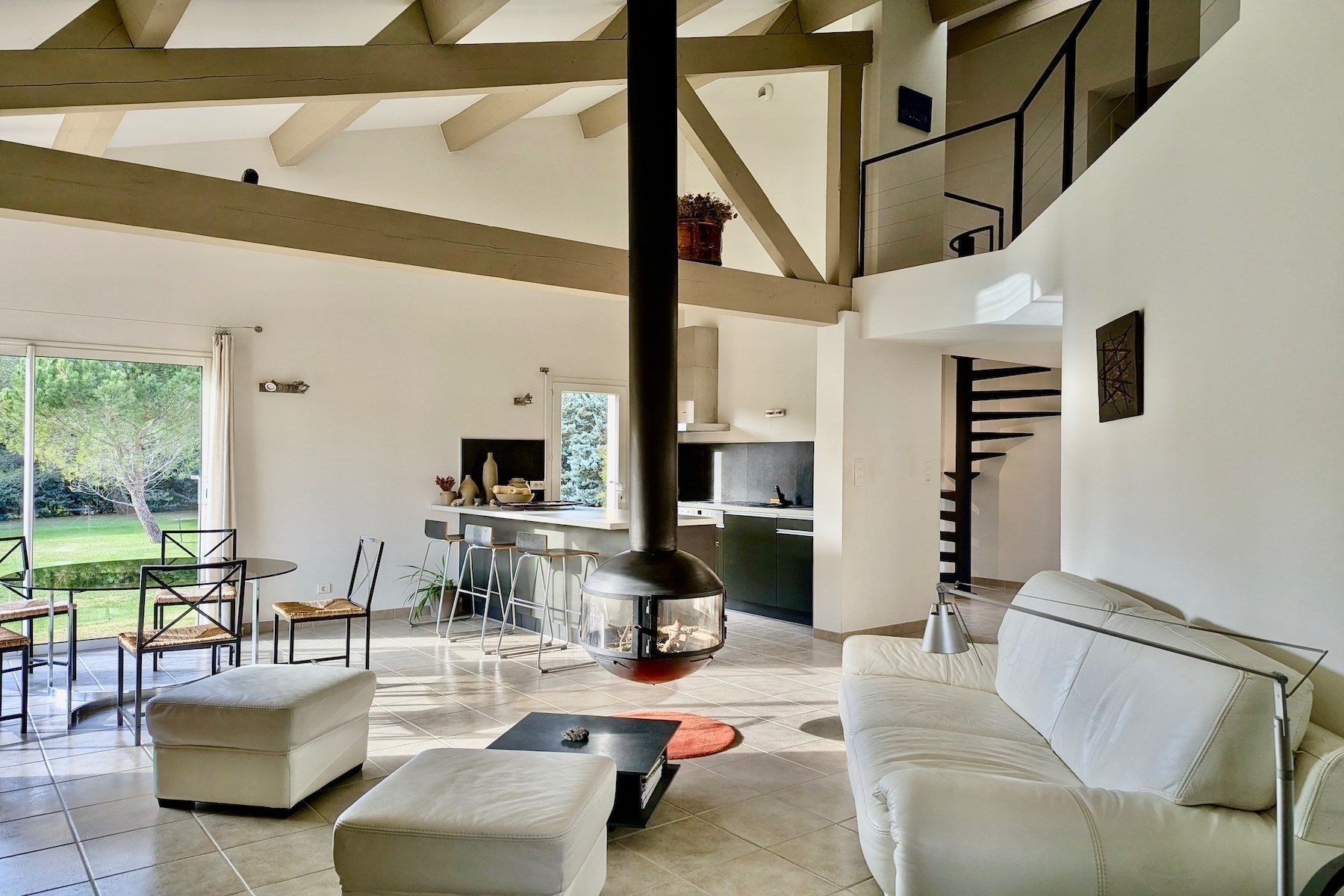  Architect-designed villa with pool - 10 min from Uzès - 物件實景