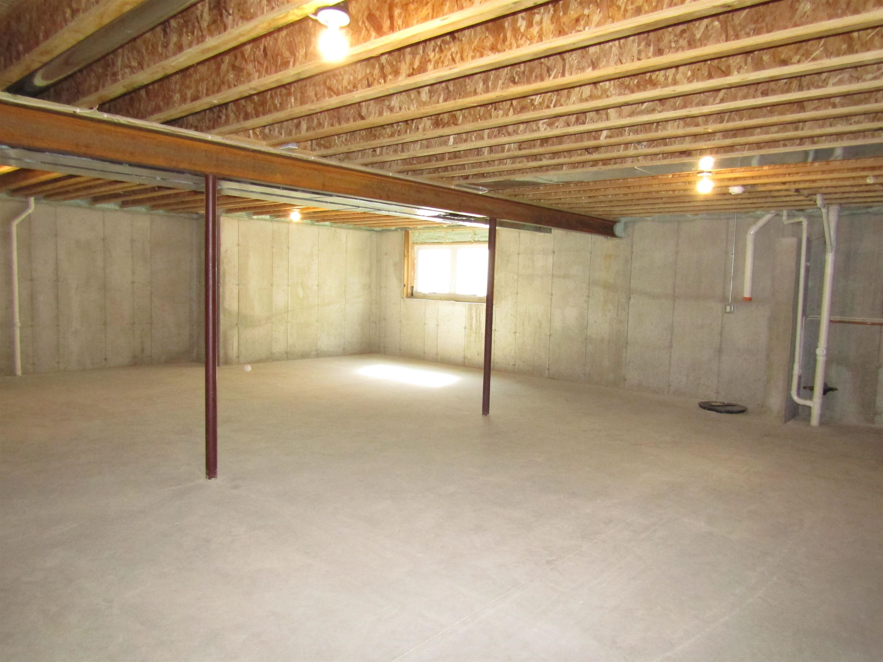 Milton, Wisconsin, 53563, United States, 3 Bedrooms Bedrooms, ,2 BathroomsBathrooms,Residential,For Sale,1983737