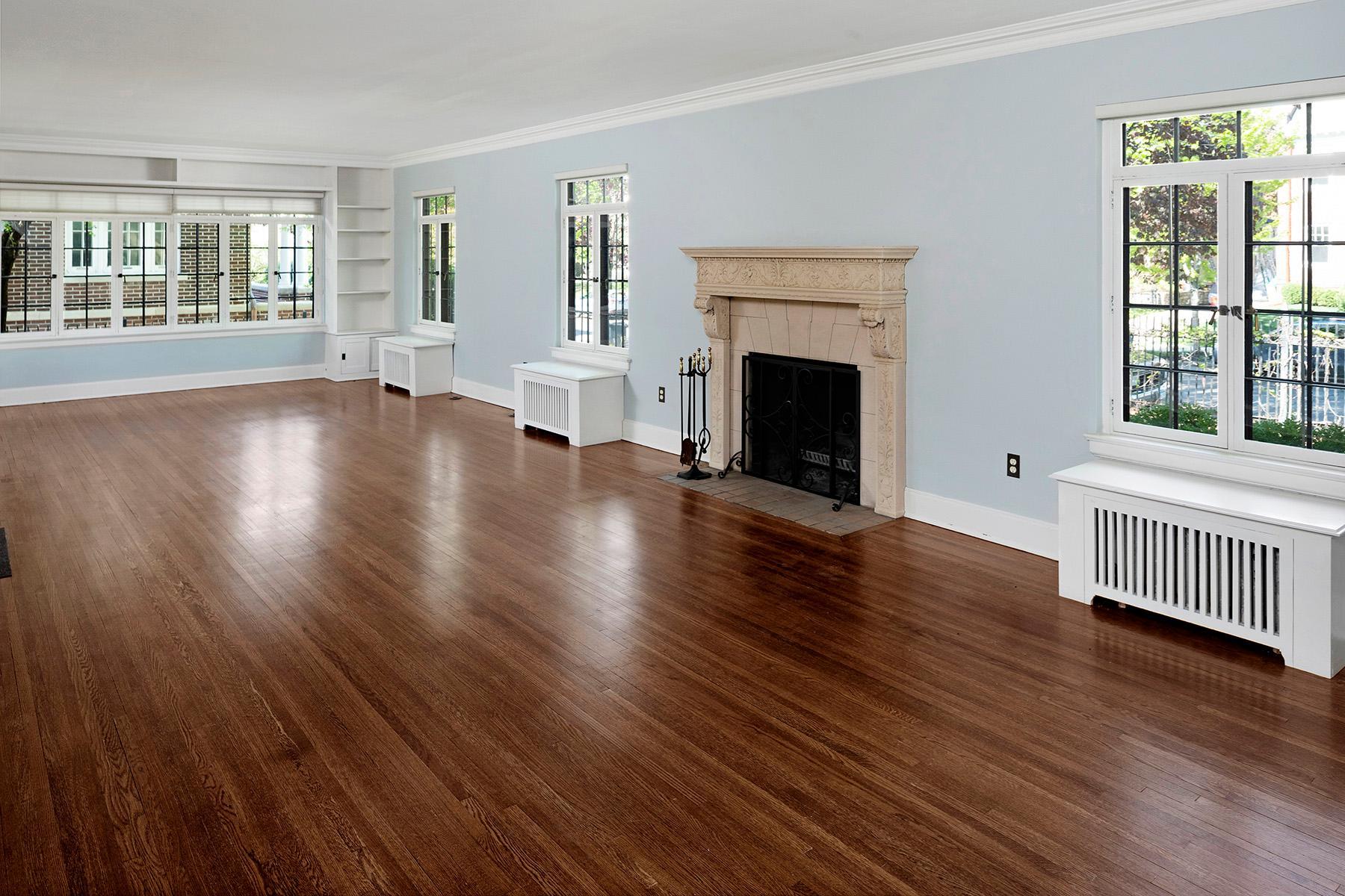 Minneapolis, Minnesota, 55403, United States, 3 Bedrooms Bedrooms, ,2 BathroomsBathrooms,Residential,For Sale,1714237