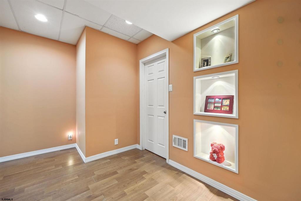 Egg Harbor TWP, New Jersey, 08234, United States, 5 Bedrooms Bedrooms, ,3 BathroomsBathrooms,Residential,For Sale,1931545