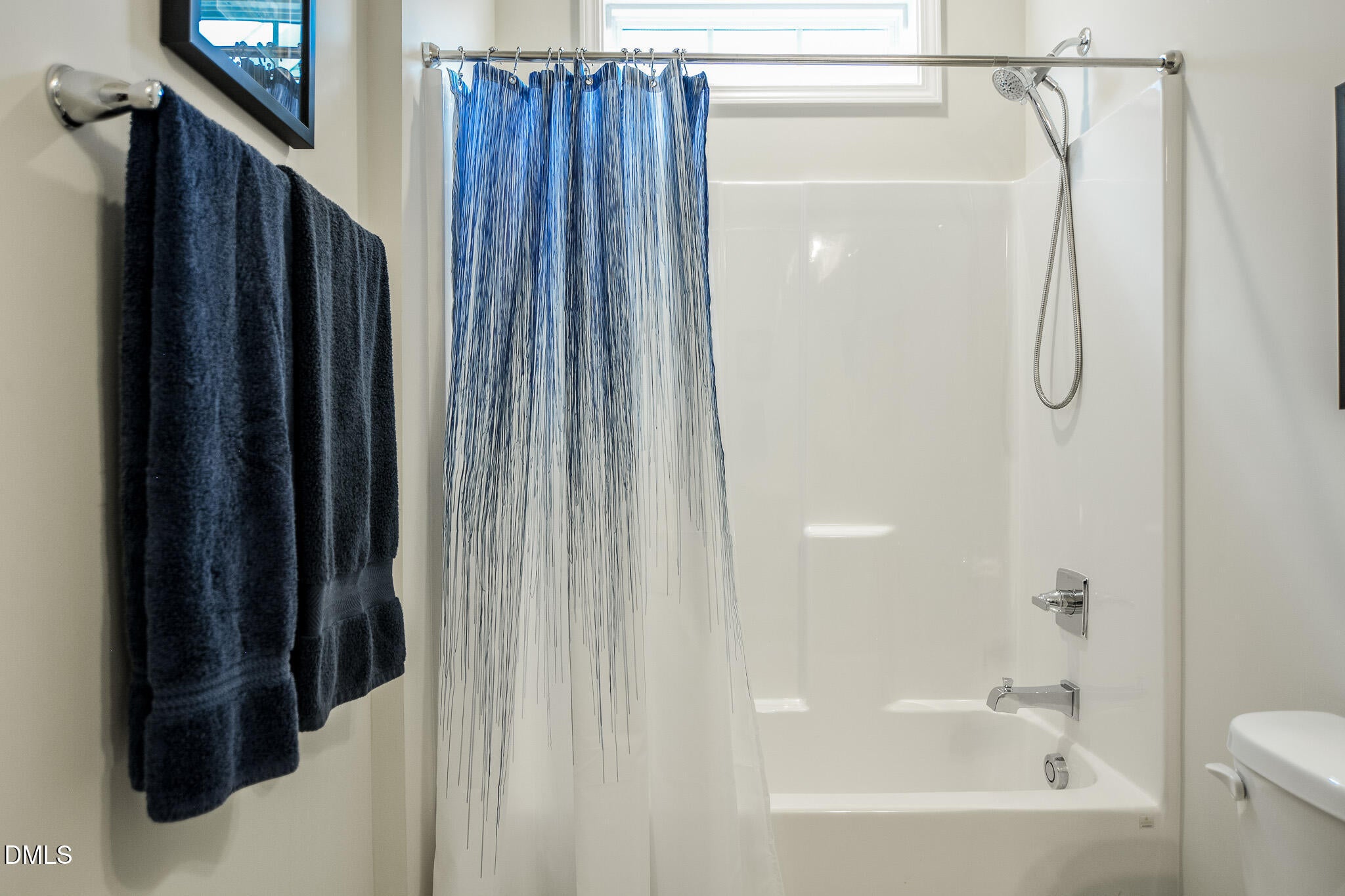 Clayton, North Carolina, 27527, United States, 3 Bedrooms Bedrooms, ,3 BathroomsBathrooms,Residential,For Sale,1958023