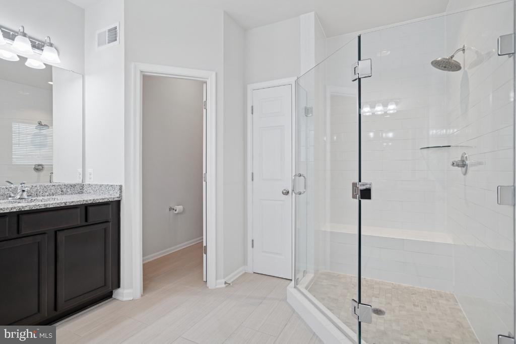 Leesburg, Virginia, 20176, United States, 7 Bedrooms Bedrooms, ,7 BathroomsBathrooms,Residential,For Sale,1941284