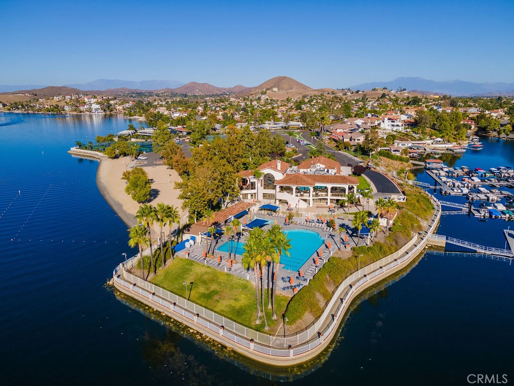 Canyon Lake, California, 92587, United States, 3 Bedrooms Bedrooms, ,2 BathroomsBathrooms,Residential,For Sale,1888203