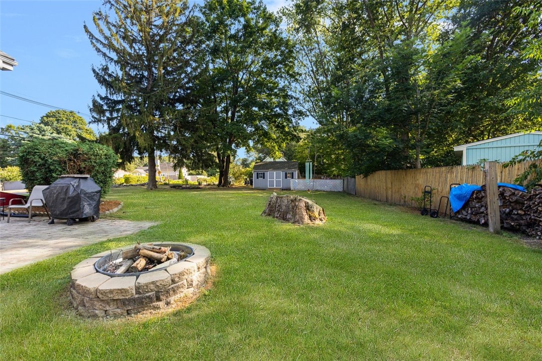 North Kingstown, Rhode Island, 02852, United States, 3 Bedrooms Bedrooms, ,2 BathroomsBathrooms,Residential,For Sale,1960458