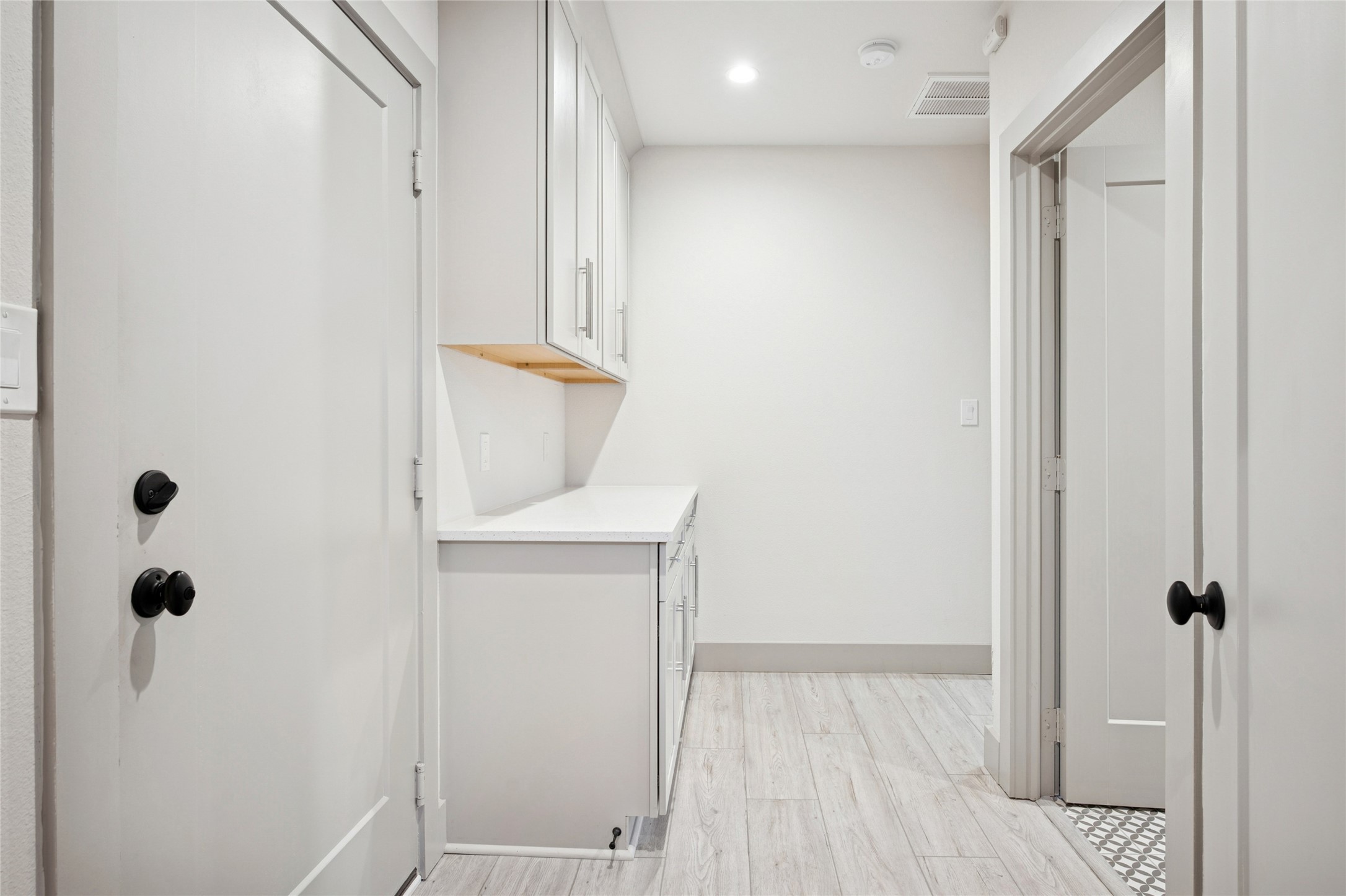 Highland Village, Texas, 75077, United States, 4 Bedrooms Bedrooms, ,3 BathroomsBathrooms,Residential,For Sale,1989492