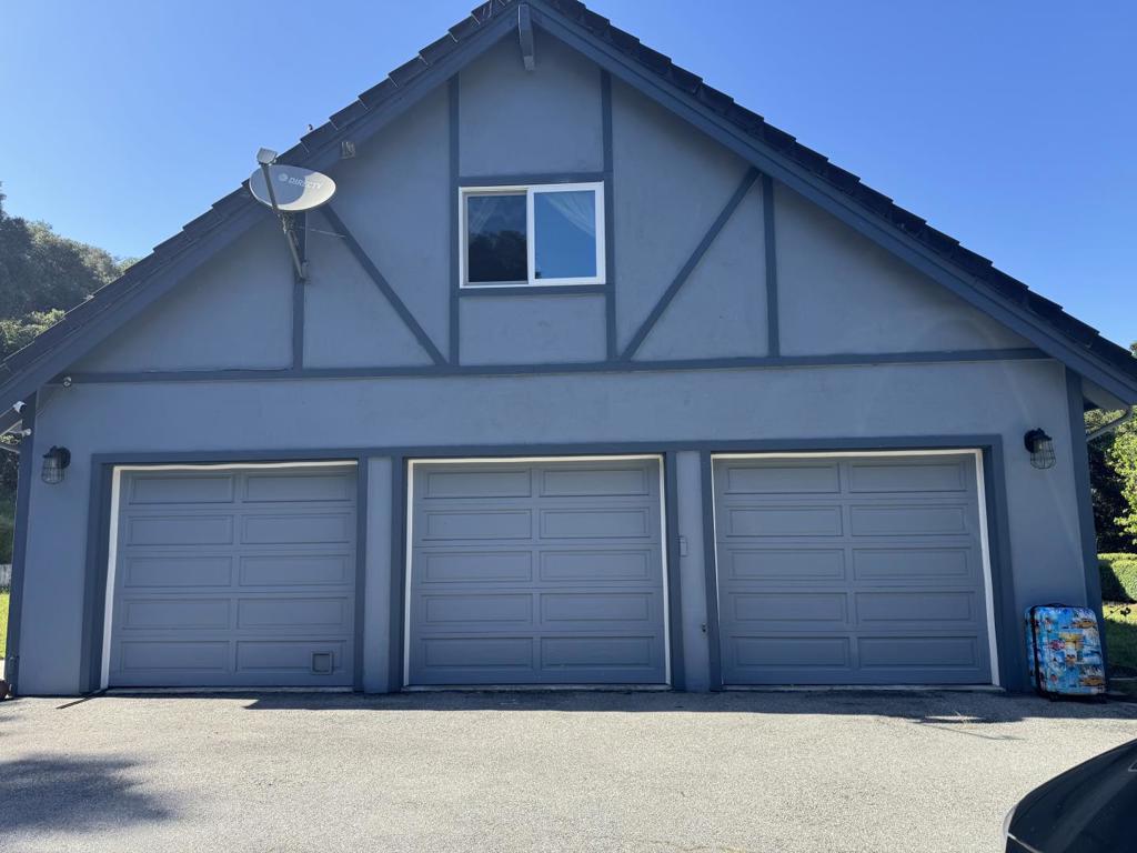 Aromas, California, 95004, United States, 3 Bedrooms Bedrooms, ,3 BathroomsBathrooms,Residential,For Sale,2048722