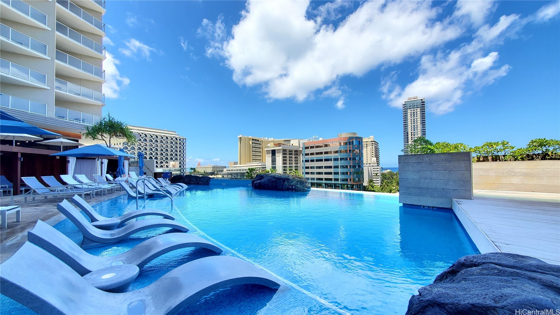 Honolulu, Hawaii, 96815, United States, ,1 BathroomBathrooms,Residential,For Sale,1955085