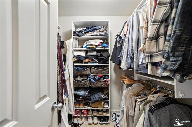 MONROE, Michigan, 48162, United States, 4 Bedrooms Bedrooms, ,7 BathroomsBathrooms,Residential,For Sale,1995576