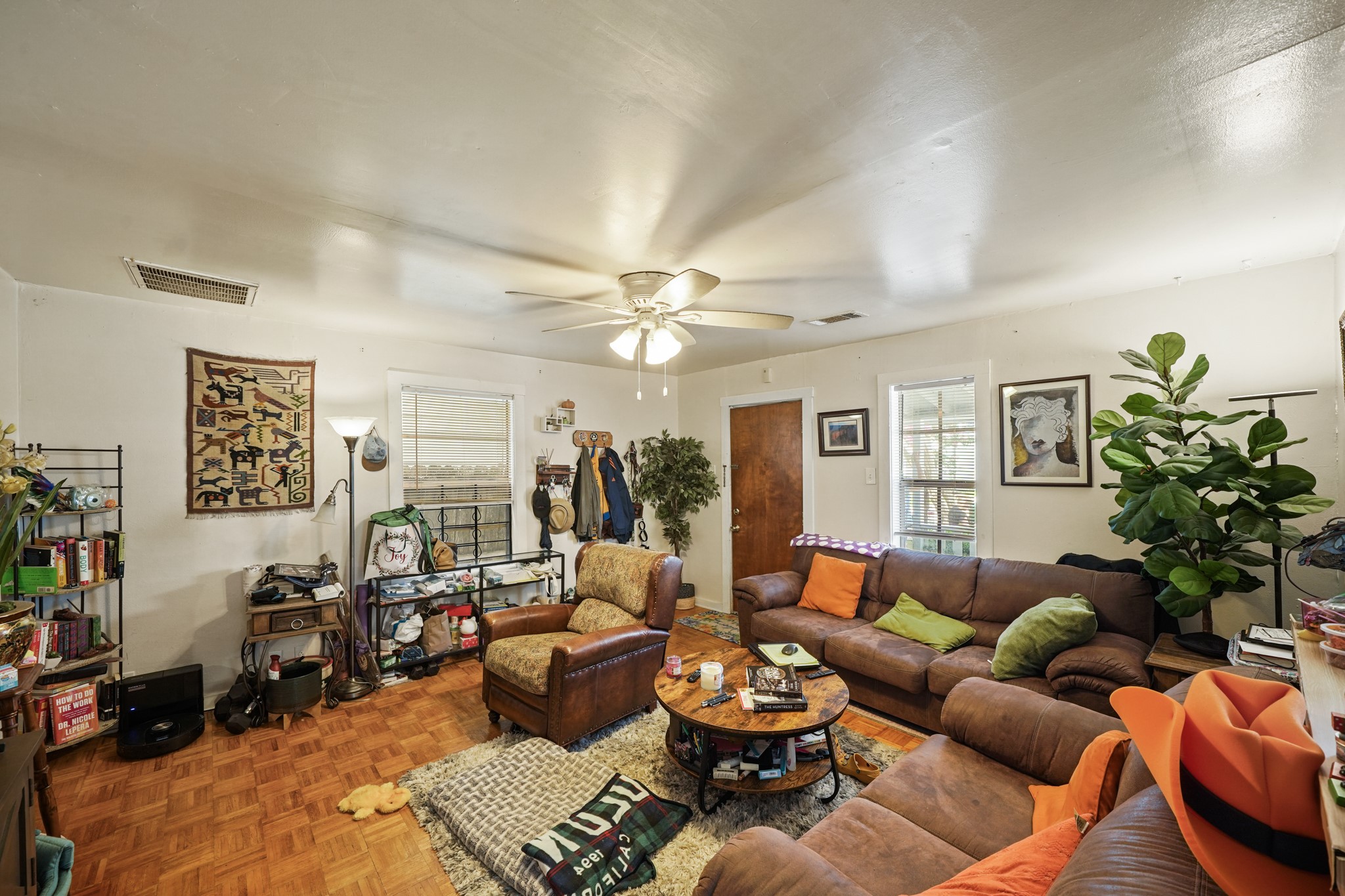 Houston, Texas, 77008, United States, 2 Bedrooms Bedrooms, ,1 BathroomBathrooms,Residential,For Sale,1868340